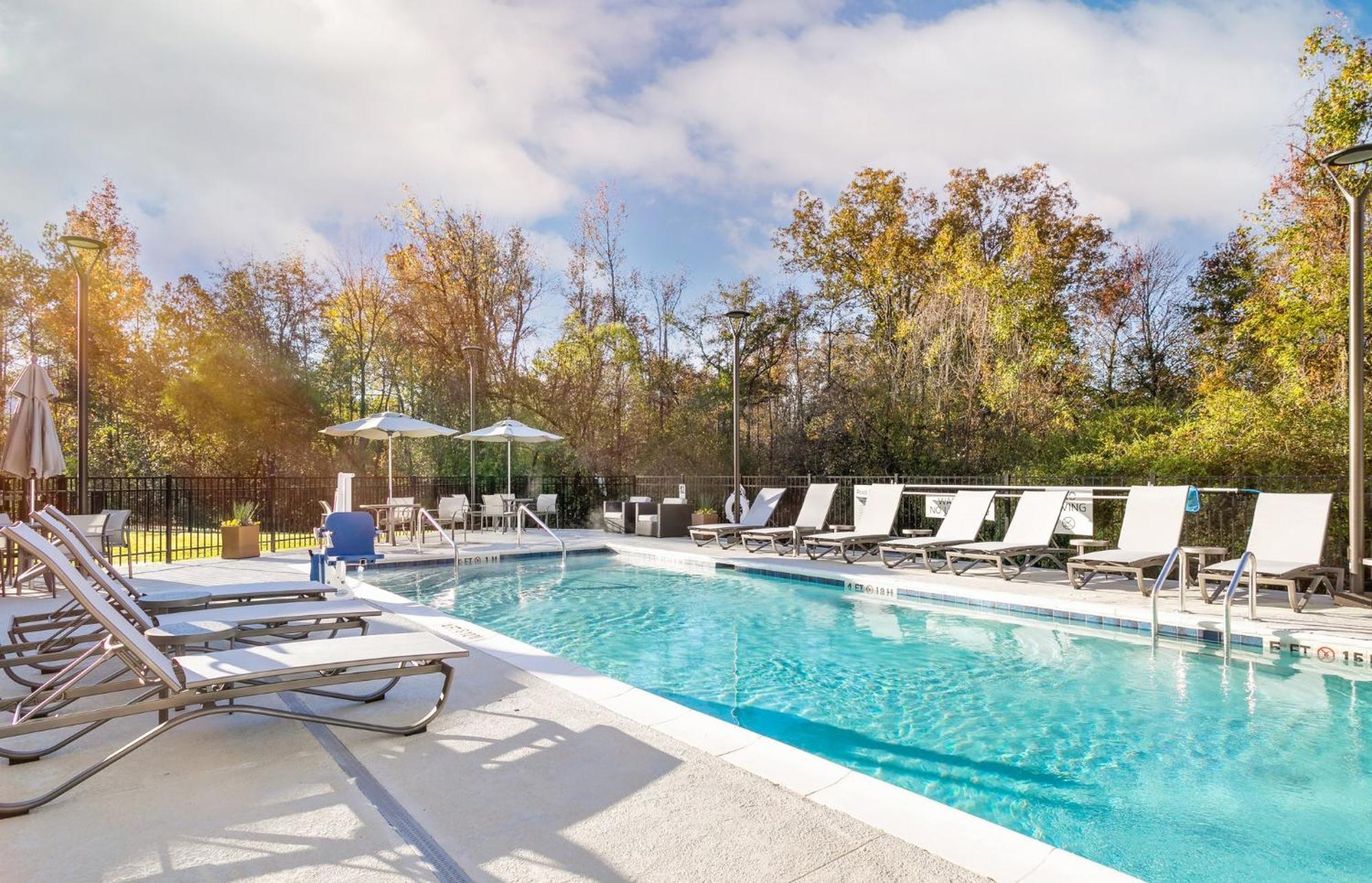 Holiday Inn Express Chattanooga - Hamilton Place Eksteriør billede