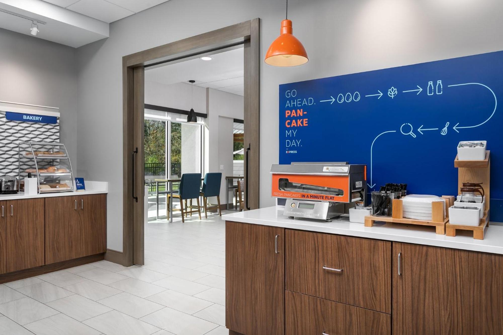 Holiday Inn Express Chattanooga - Hamilton Place Eksteriør billede